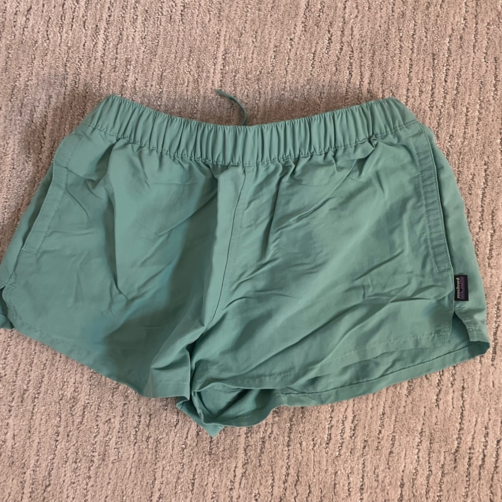 Teal shorts, like new. Barely worn. Patagonia